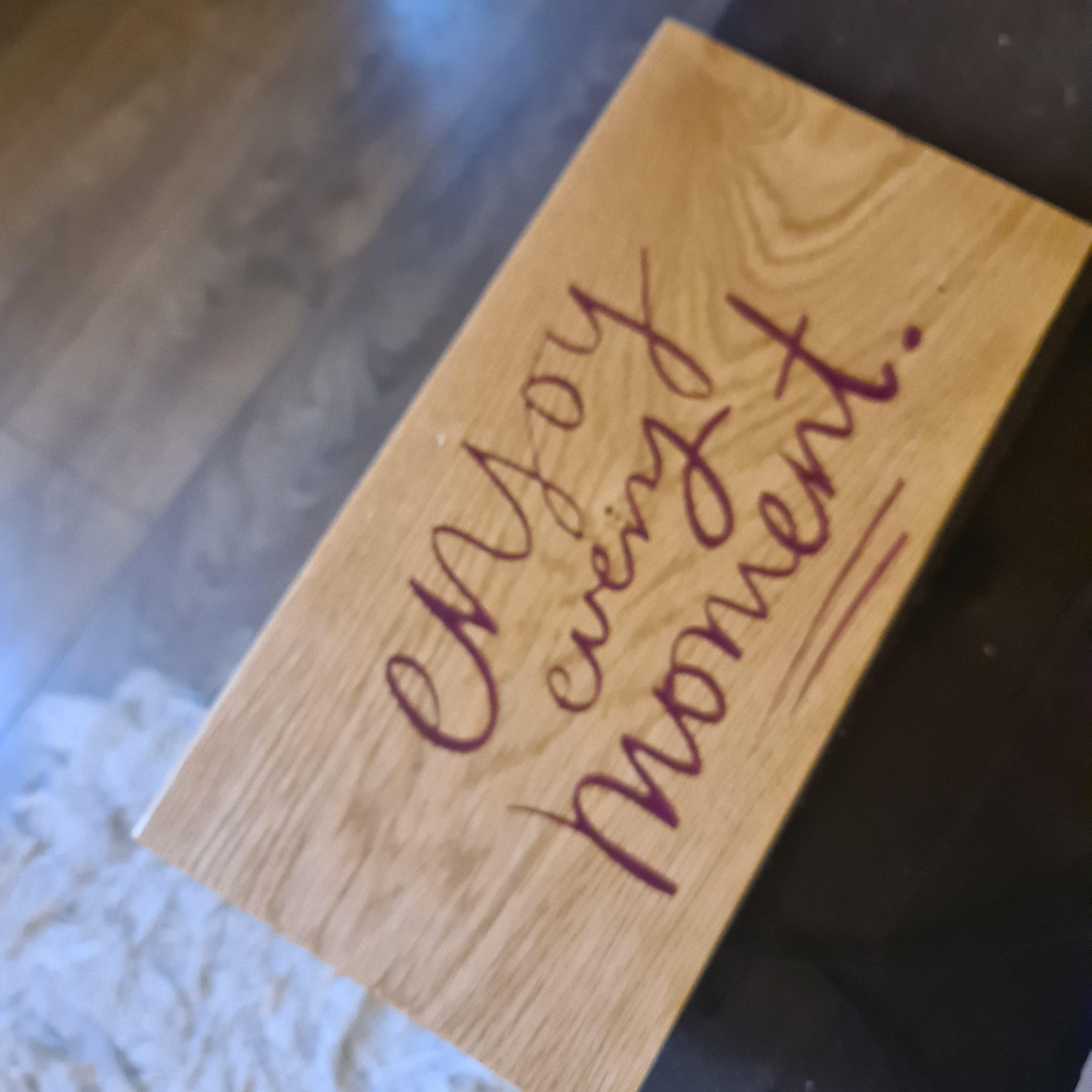 Make Your Sofa Stand Out with a Personalized Wooden Sofa Board Made from Oak and Resin